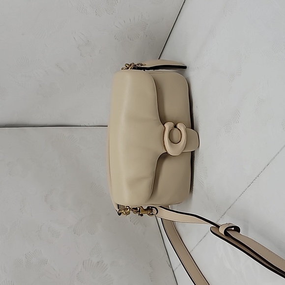 Coach Handbags - Coach Pillow Tabby Shoulder Crossbody Bag In Soft Cream